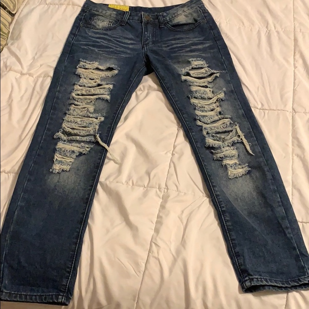 Clearances price! Bundle to save on shipping!
 Machine Distressed Jeans